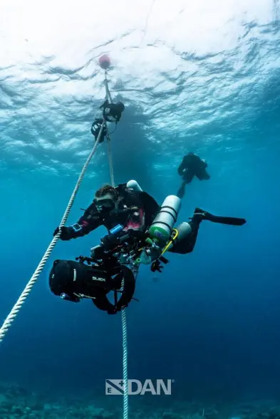 HEARTBREAKING: OFFICIALLY CONFIRMED — 5 Italian divers made a FATAL MISTAKE the moment they stepped into the deadly Maldives shark cave to explore: ‘They had no chance to correct it, never to surface again