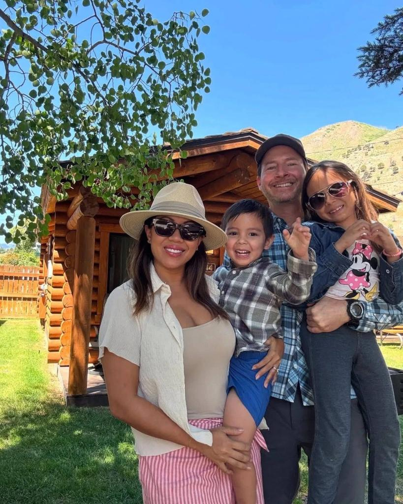 FINALLY CLEAR: Thy Mitchell’s biological father speaks out to smash the heartbreaking RUMORS surrounding his daughter and two grandchildren; the truth about Thy’s pregnancy and the unconscionable pain fabricated by social media—Thy Mitchell, Maya, and Max are finally at peace